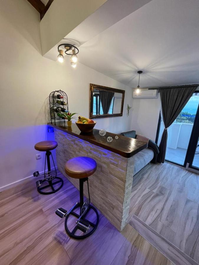 Sea Sky Apartment Tucepi Bagian luar foto